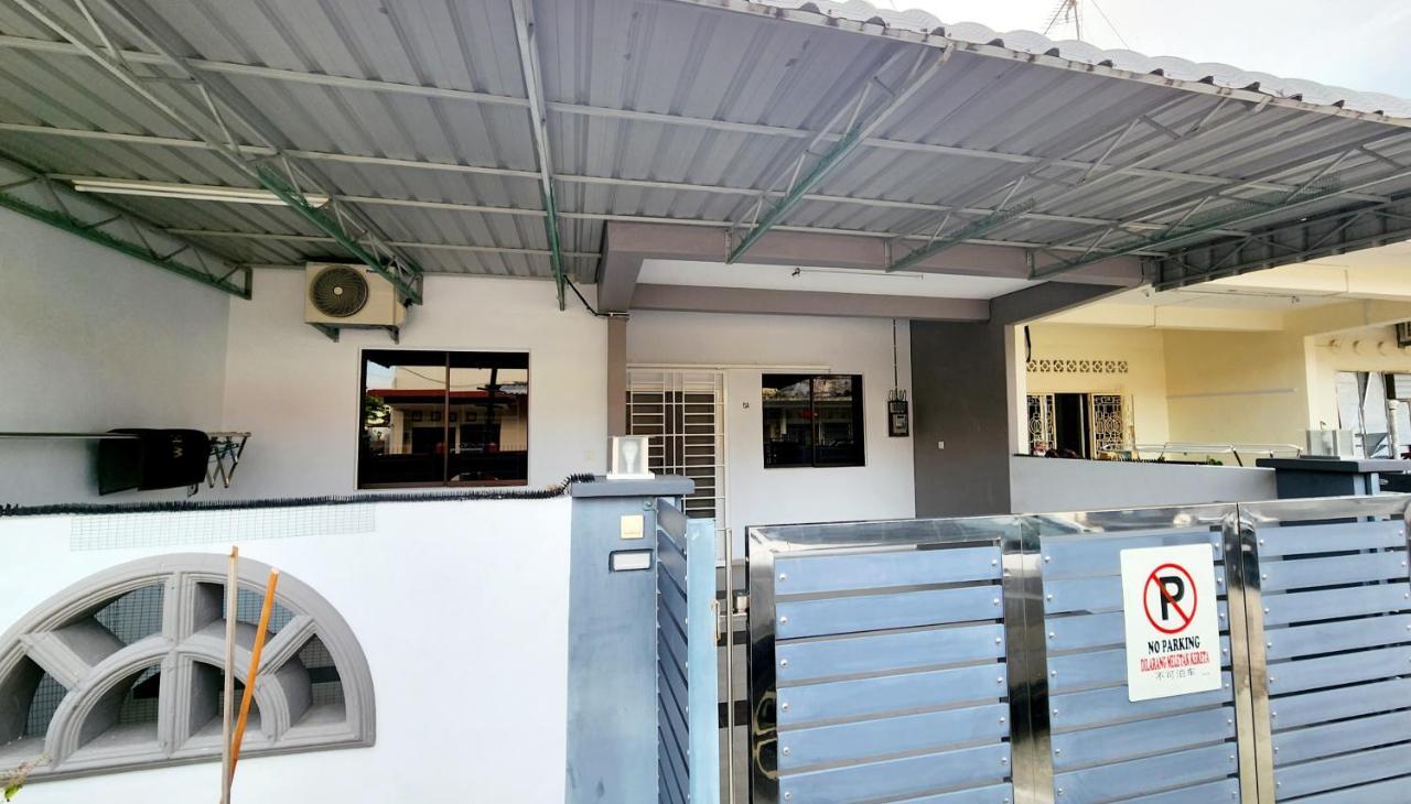 Bk House Melakaヴィラ エクステリア 写真